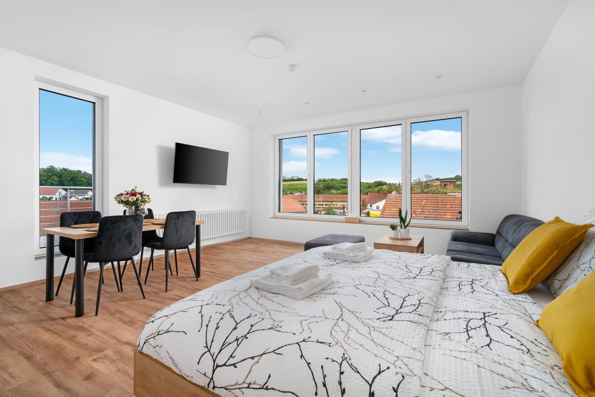Apartmany Stastny Sklep Valtice Luaran gambar